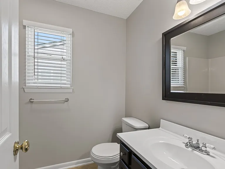 5113 Glenwood Way — Photo 7