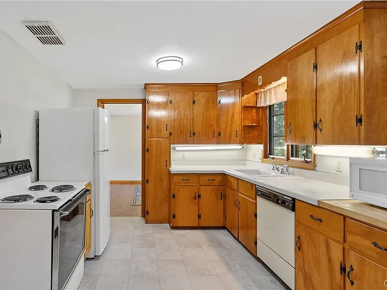 107 Overlook Dr — Photo 6