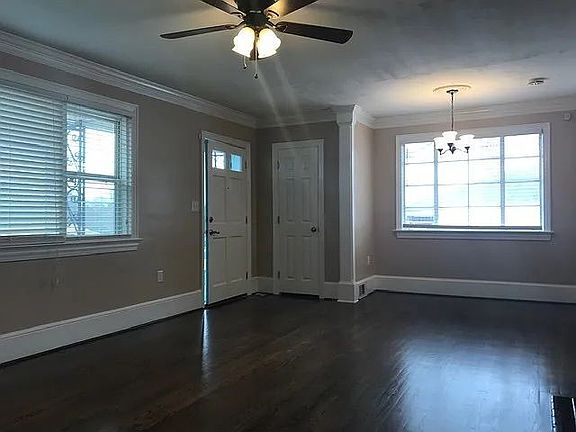 4th image of 2311 Bellview Rd