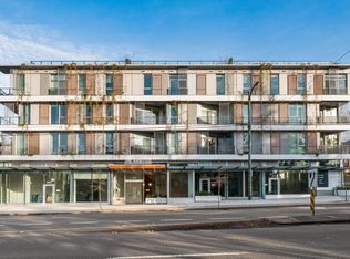 2888 Arbutus St #302, Vancouver, BC V6J 3W5