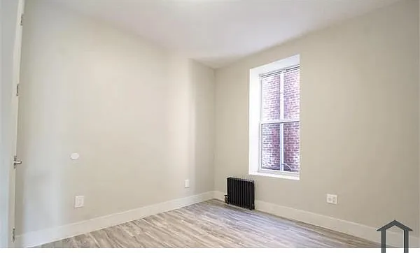 2 bed, $2,885 — Photo 3