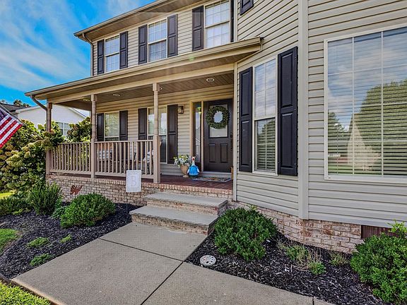 4th image of 130 Dominic Dr