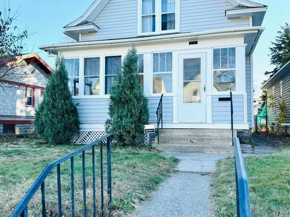 974 Fuller Ave, Saint Paul, MN 55104