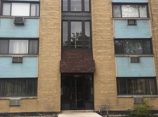 12255 Artesian Ave APT 3B, Blue Island, IL 60406
