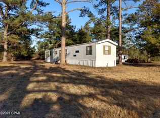 2647 Old Mill Rd, Ponce De Leon, FL 32455