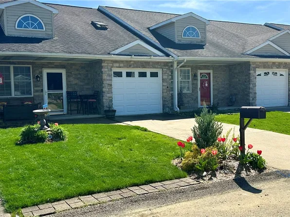 183 Cambria Hill Dr, Tarentum, PA 15084
