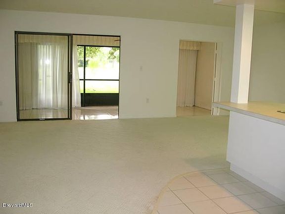 5th image of 2728 Demaret Dr #501
