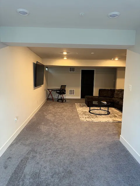 1 bed, 1207 sqft, $1,600 — Photo 2