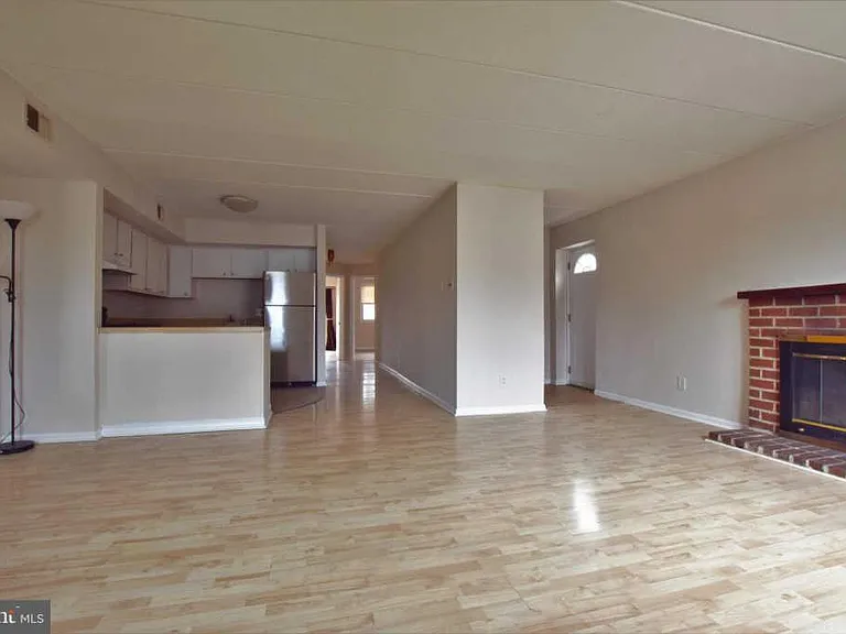 216 W Chester Pike #A — Photo 22