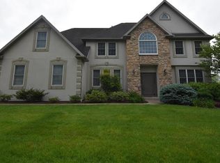 3350 Old Carriage Dr, Palmer, PA 18045