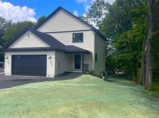 1 Crockett St, Rochester, NH 03867