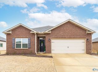 22584 Regent Dr, Athens, AL 35613