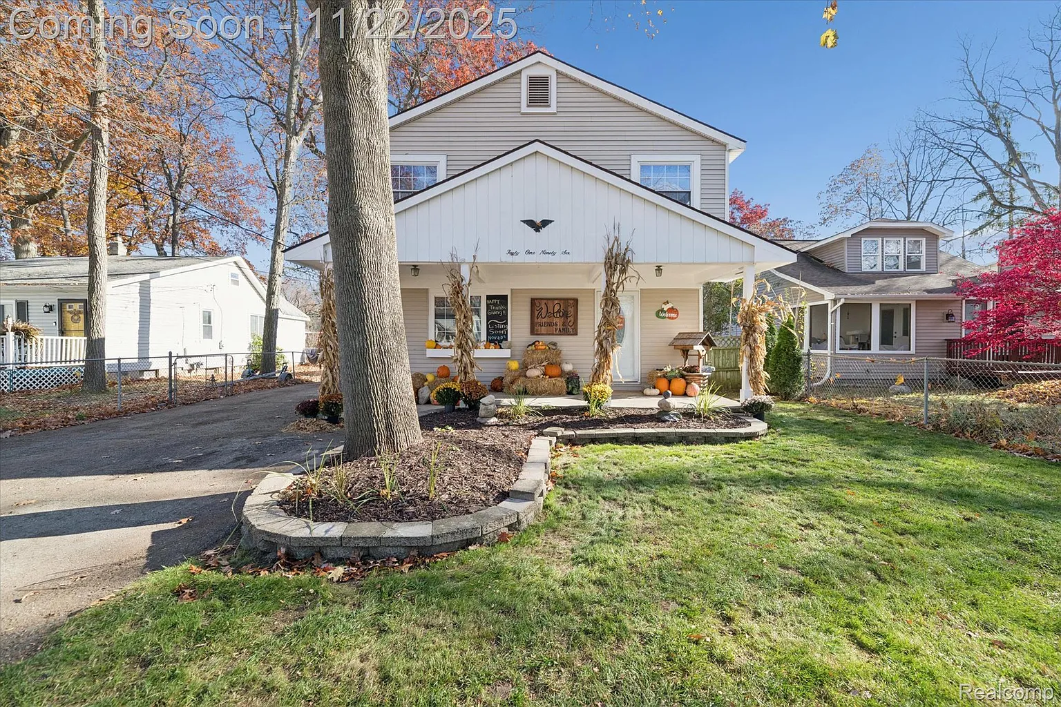 4196 Lotus Dr photo 1
