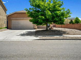 1002 El Prado St NW, Rio Rancho, NM 87144