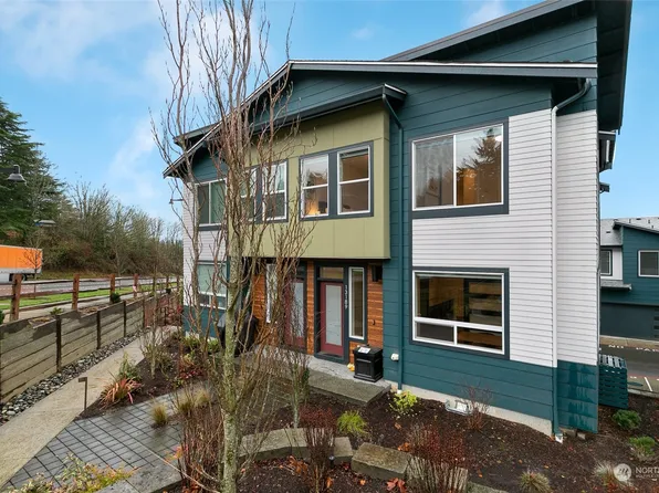 13189 83rd Lane S, Seattle, WA 98178