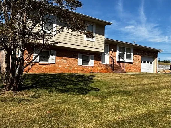 108 Dogwood St, Amherst, VA 24521