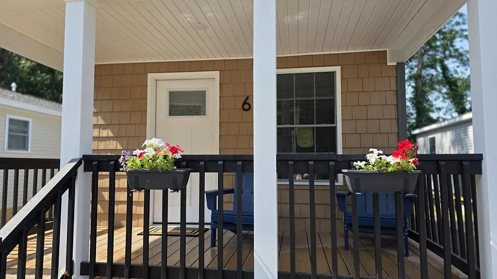 6520 Ridge Rd, unit 6 — Photo 1