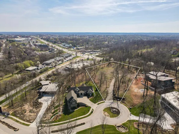 2860 S Morningway Drive, Springfield, MO 65804