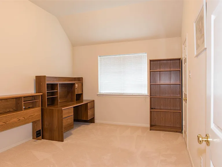 9115 Sunny Ridge Dr — Photo 12