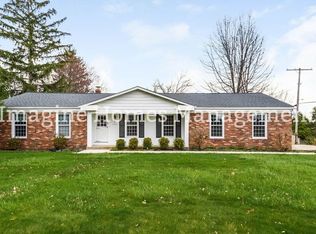 7791 Plantation Dr, Brecksville, OH 44141