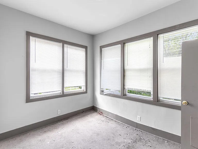 Fleetwood Apartments — Photo 20
