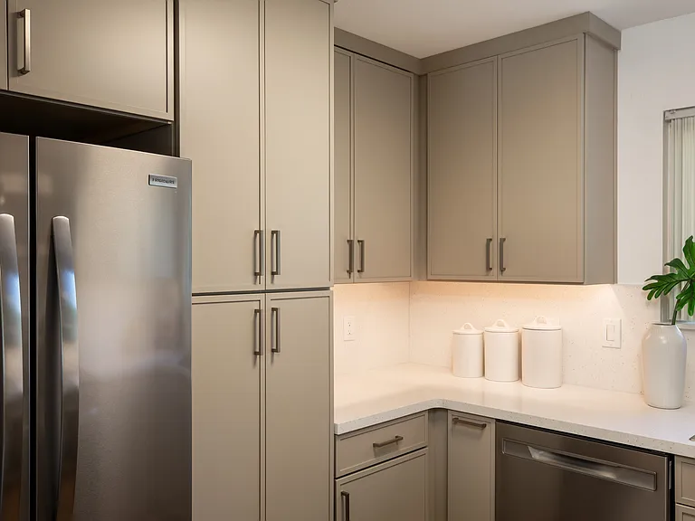 Solano Apartments — Photo 67