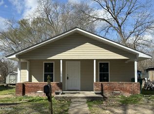 59 Holly St, Jackson, TN 38301