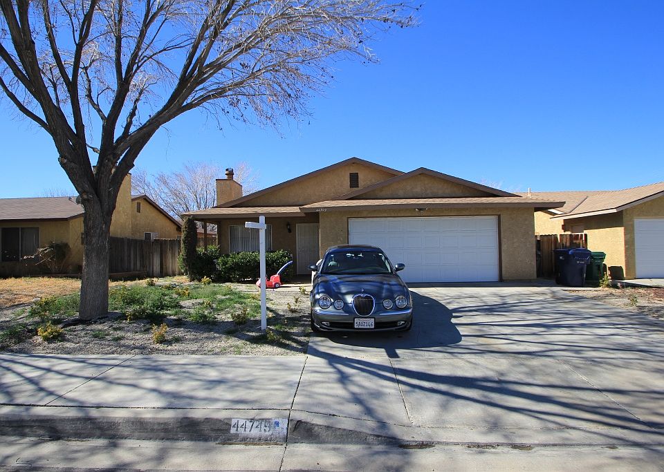 1st image of 44749 Jefferson Ct.