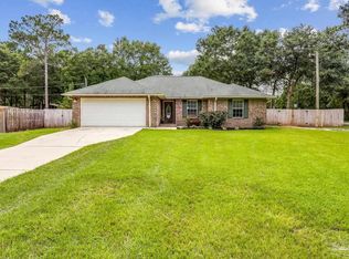 5395 Oakfield Dr, Milton, FL 32583