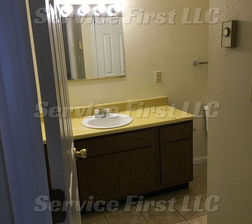 Hillcrest Village Apartments 404 Hillcrest Dr Windsor, MO Zillow