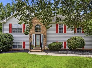 120 Hazelwood Ct, Lexington, NC 27295