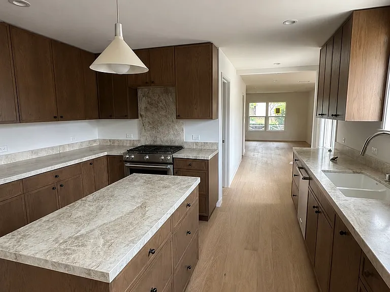 9932 Duffy St — Photo 1