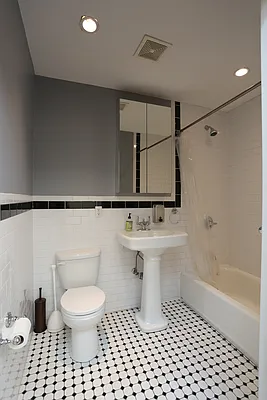 Rented by WaterStone Group, LLC | media 13