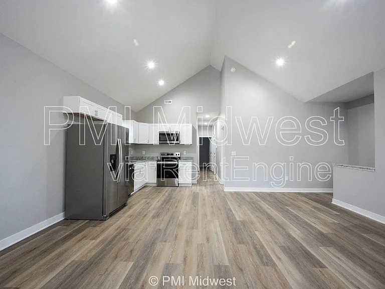 1841 Montcalm St #B — Photo 5