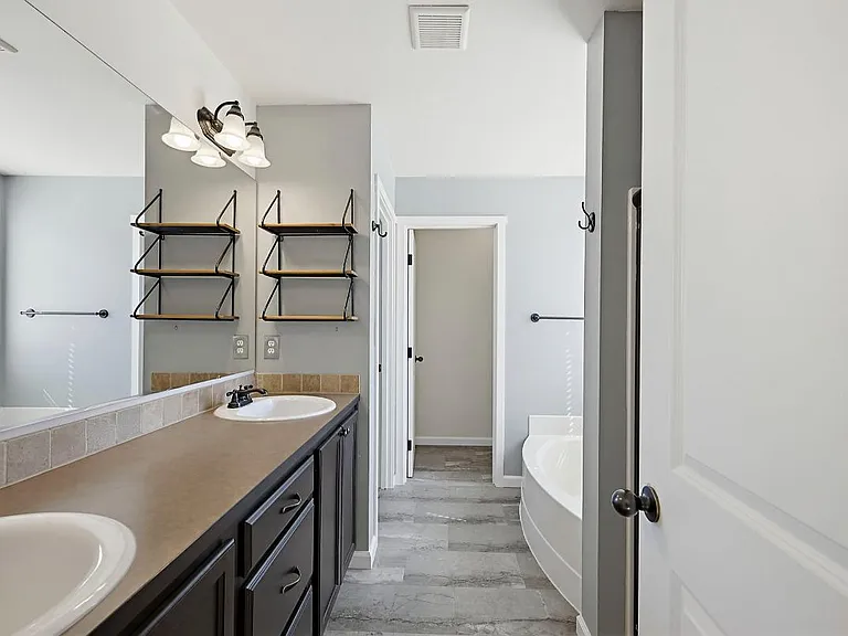 9966 Dain St SE — Photo 30
