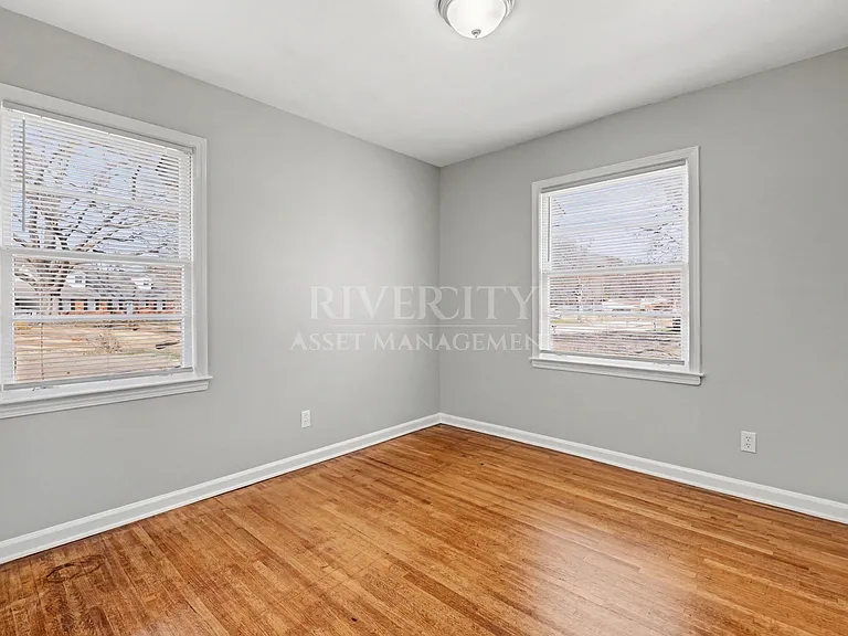 3751 Charles Dr — Photo 17