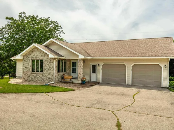 W5676 Rolling Acres Lane, Monroe, WI 53566