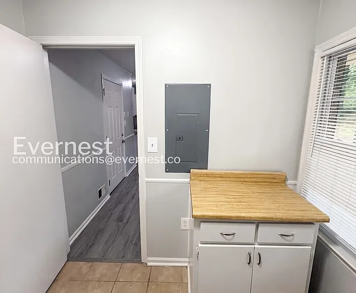 644 Georgia N #155 — Photo 20