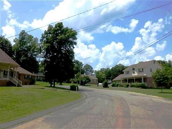 2nd image of 3409 Lanawood Ct
