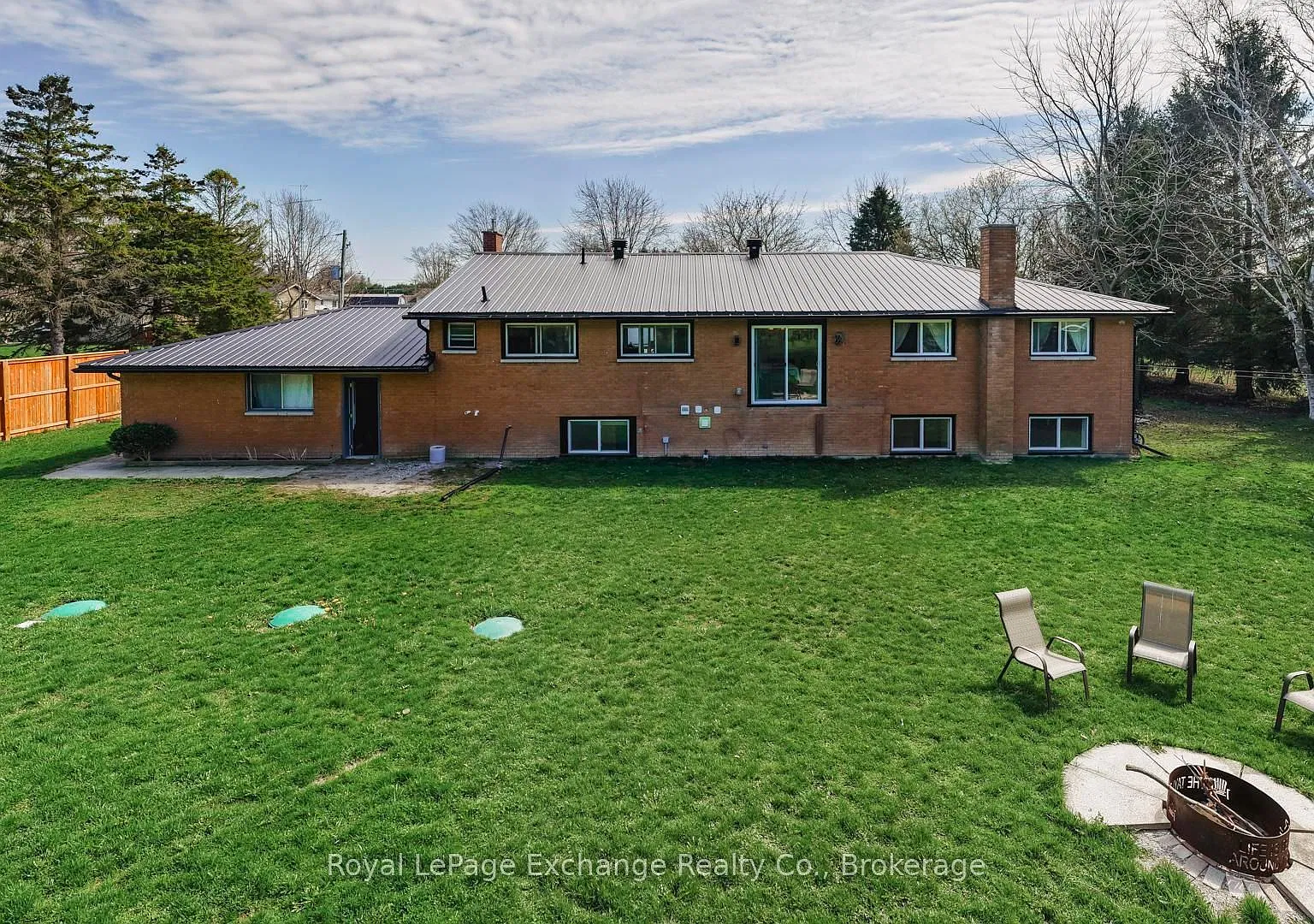 3 bed, $2,000 — Photo 4