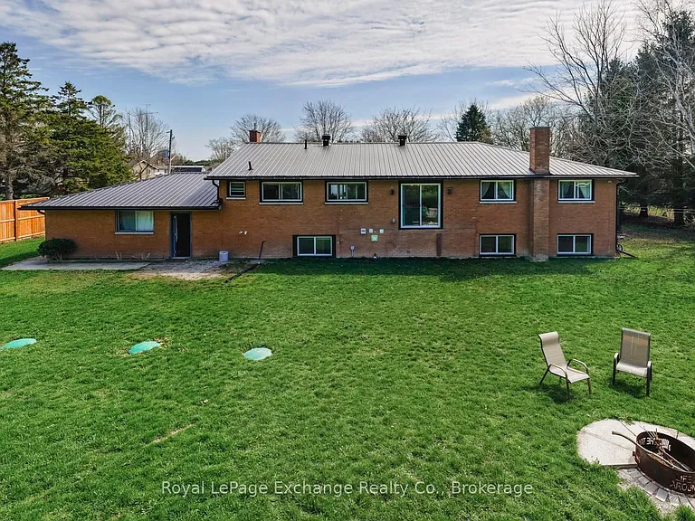 34 Queen Ave #LOWER — Photo 4