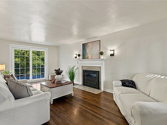 5th image of 4708 Rolling Hills Rd
