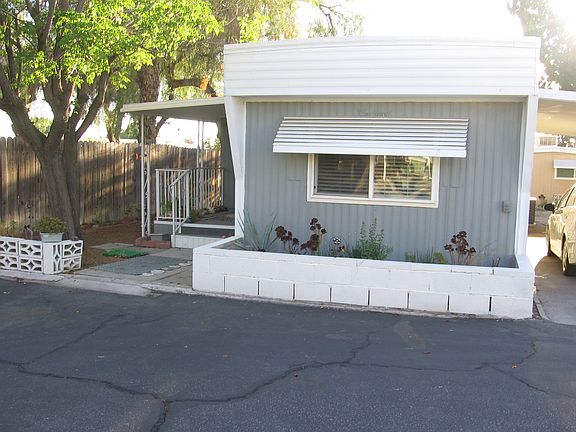 2nd image of 1255 Amethyst St #20
