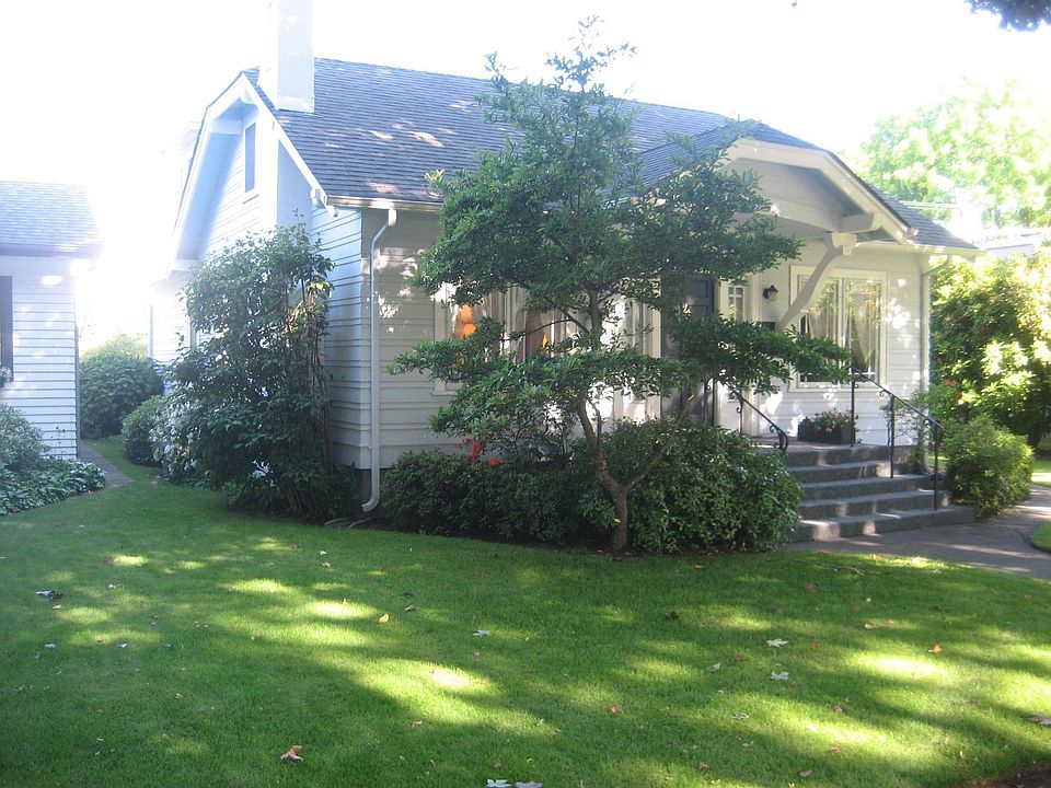 2nd image of 1518 21st Ave