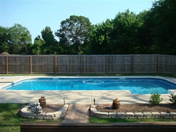 2nd image of 1014 High Meadow Dr