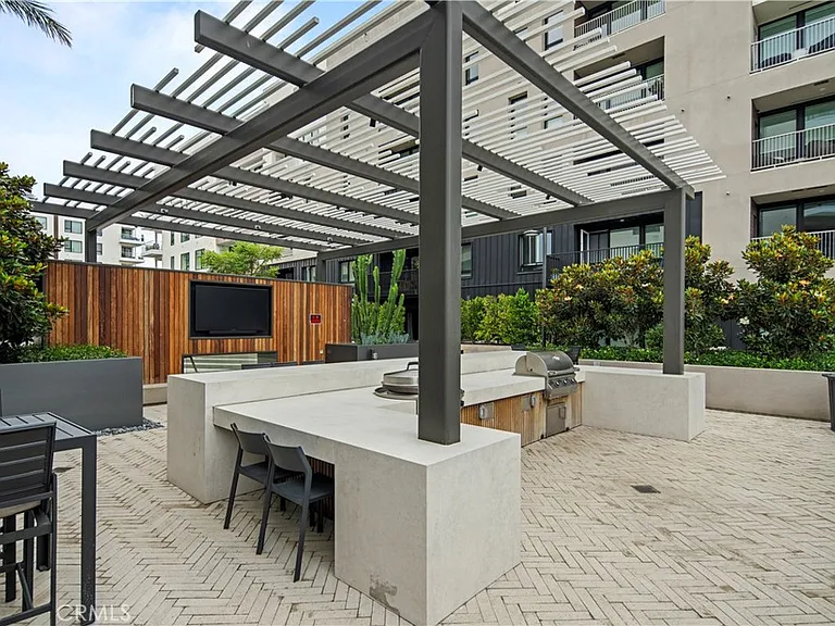 2602 Rivington — Photo 38