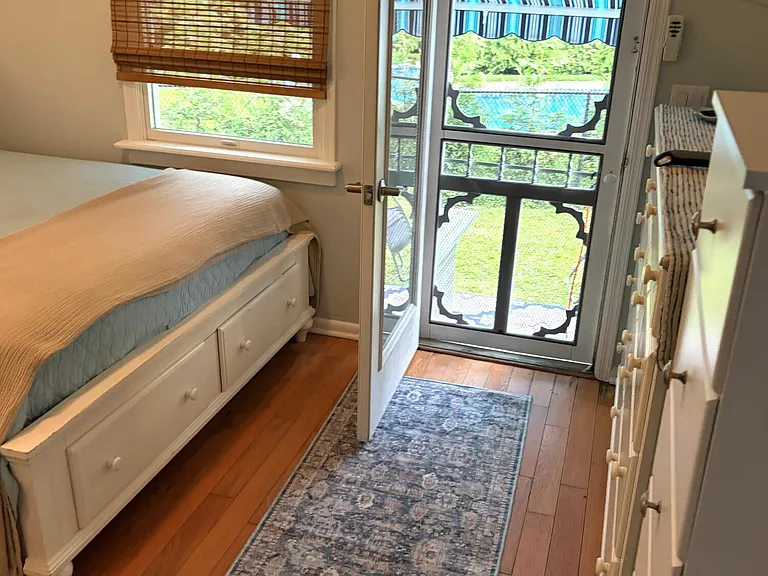 18 Valentine St #REAR — Photo 6