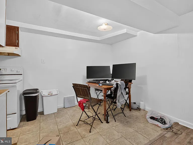 1526 Potomac Ave SE #B — Photo 10