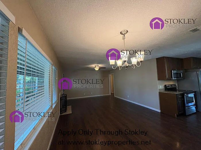 166 Lois Ct — Photo 7