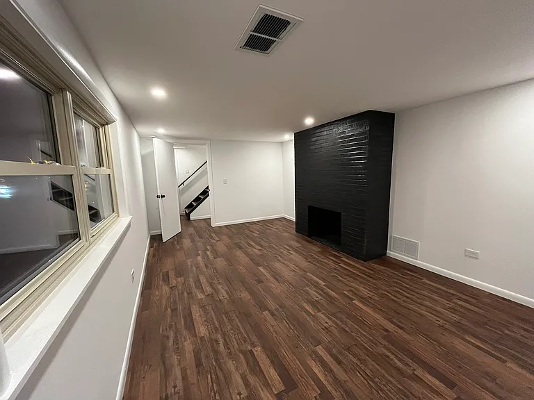 Valley View Dr — Photo 5